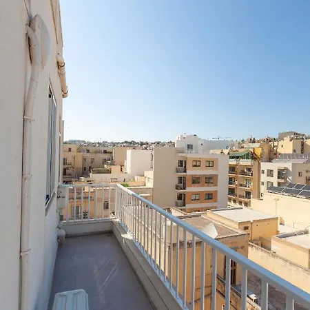 Gzira, Apt - Spacious With Super Wifi & Ac By 360 Estates Apartamento *