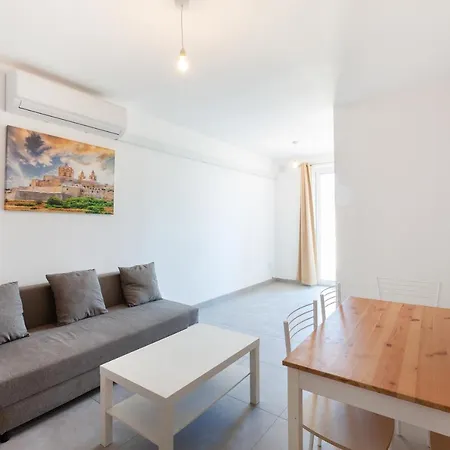 Gzira, Apt - Spacious With Super Wifi & Ac By 360 Estates Apartamento *
