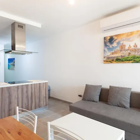 Gzira, Apt - Spacious With Super Wifi & Ac By 360 Estates