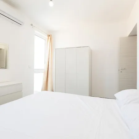 Gzira, Apt - Spacious With Super Wifi & Ac By 360 Estates * Gzira